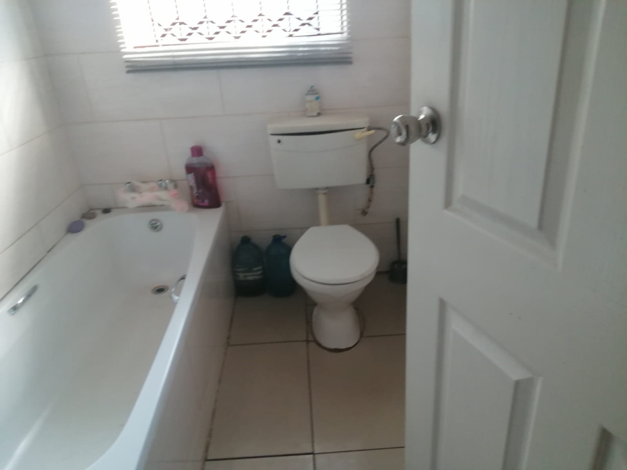 4 Bedroom Property for Sale in Tlhabane West North West